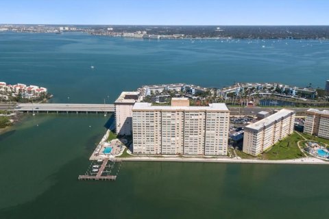Copropriété à vendre à Saint Petersburg, Floride: 2 chambres, 157.93 m2 № 2399506 - photo 2