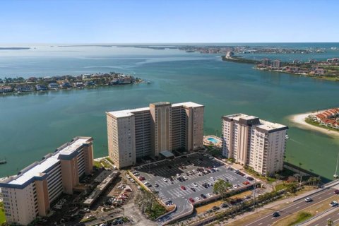 Copropriété à vendre à Saint Petersburg, Floride: 2 chambres, 157.93 m2 № 2399506 - photo 3