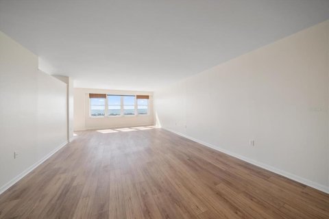 Copropriété à vendre à Saint Petersburg, Floride: 2 chambres, 157.93 m2 № 2399506 - photo 7