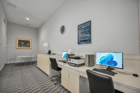 Copropriété à louer à Aventura, Floride: 2 chambres, 101.45 m2 № 2050027 - photo 5