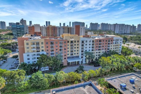 Copropriété à louer à Aventura, Floride: 2 chambres, 101.45 m2 № 2050027 - photo 15