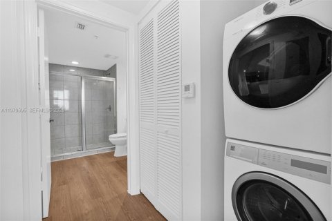 Copropriété à louer à Aventura, Floride: 2 chambres, 101.45 m2 № 2050027 - photo 24