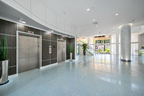 Copropriété à louer à Aventura, Floride: 2 chambres, 101.45 m2 № 2050027 - photo 18