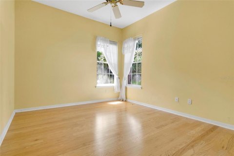 Villa ou maison à vendre à Mount Dora, Floride: 3 chambres, 156.82 m2 № 2148339 - photo 18