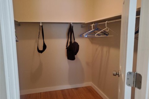Condo in Seminole, Florida, 2 bedrooms № 2237321 - photo 15