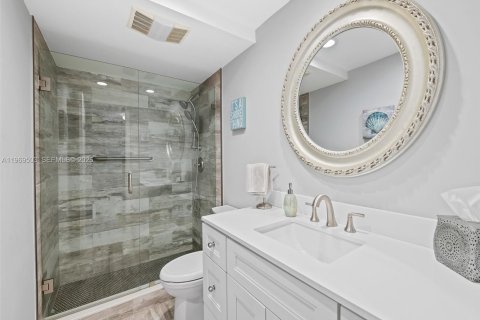 Copropriété à vendre à Hallandale Beach, Floride: 2 chambres, 101.45 m2 № 2031229 - photo 10