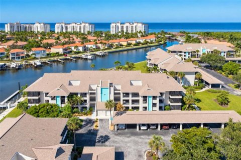 Condominio en venta en Punta Gorda, Florida, 2 dormitorios, 140.84 m2 № 2418394 - foto 2