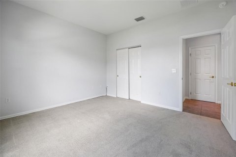 House in Summerfield, Florida 2 bedrooms, 163.69 sq.m. № 1874053 - photo 18