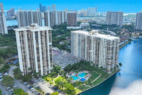 Купить кондоминиум в Авентура, Флорида 1 спальня, 85.28м2, № 1964114 - фото 7