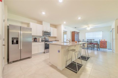 Villa ou maison à vendre à Haines City, Floride: 3 chambres, 155.05 m2 № 2344836 - photo 13