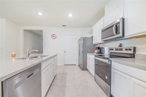 Villa ou maison à vendre à Haines City, Floride: 3 chambres, 155.05 m2 № 2344836 - photo 11