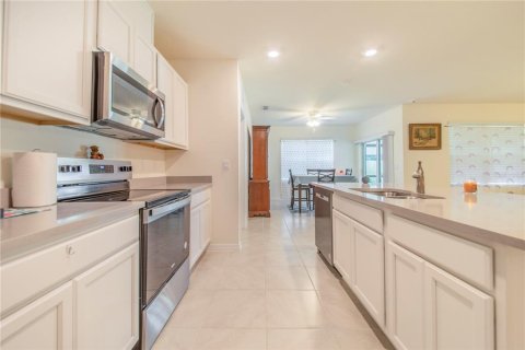 Villa ou maison à vendre à Haines City, Floride: 3 chambres, 155.05 m2 № 2344836 - photo 12
