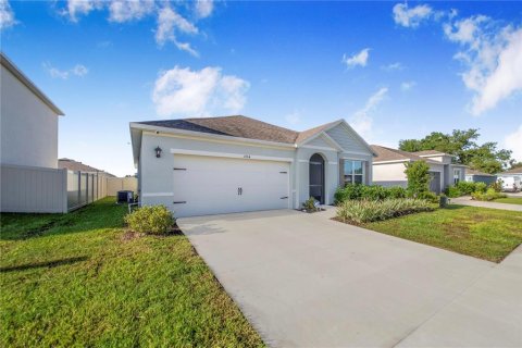 Villa ou maison à vendre à Haines City, Floride: 3 chambres, 155.05 m2 № 2344836 - photo 4