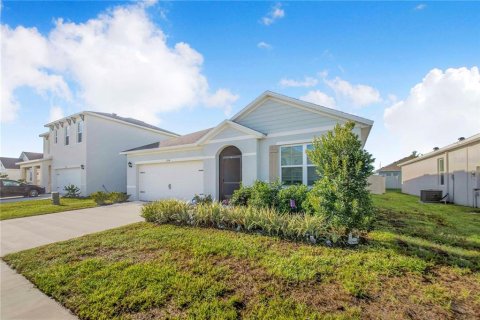 Villa ou maison à vendre à Haines City, Floride: 3 chambres, 155.05 m2 № 2344836 - photo 2