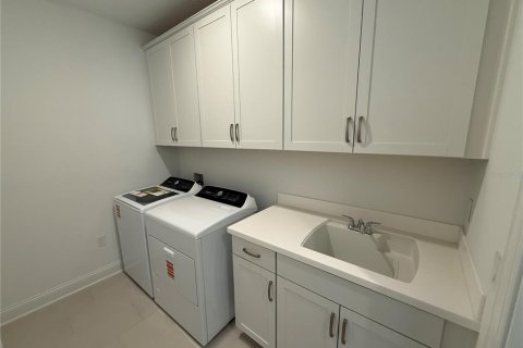 Dúplex en venta en Palm Coast, Florida, 3 dormitorios, 197.79 m2 № 1910470 - foto 25
