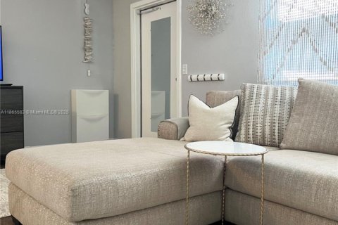 Condominio en alquiler en Delray Beach, Florida, 1 dormitorio, 66.89 m2 № 1894279 - foto 3