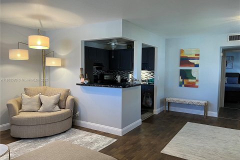 Condominio en alquiler en Delray Beach, Florida, 1 dormitorio, 66.89 m2 № 1894279 - foto 4
