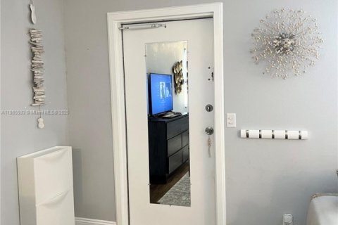 Condominio en alquiler en Delray Beach, Florida, 1 dormitorio, 66.89 m2 № 1894279 - foto 5