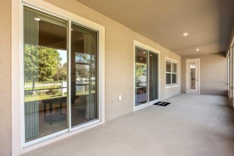 House in Homosassa, Florida 4 bedrooms, 290.78 sq.m. № 2111432 - photo 23