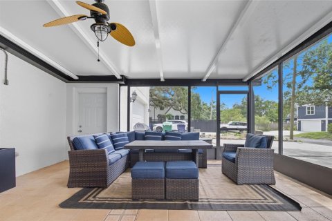 Casa en alquiler en Tampa, Florida, 4 dormitorios, 372.82 m2 № 1913502 - foto 10