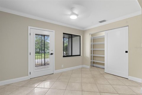 Casa en alquiler en Tampa, Florida, 4 dormitorios, 372.82 m2 № 1913502 - foto 7
