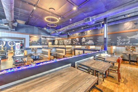 Immobilier commercial à vendre à Tampa, Floride: 334.45 m2 № 2387624 - photo 13