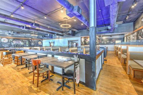 Immobilier commercial à vendre à Tampa, Floride: 334.45 m2 № 2387624 - photo 14