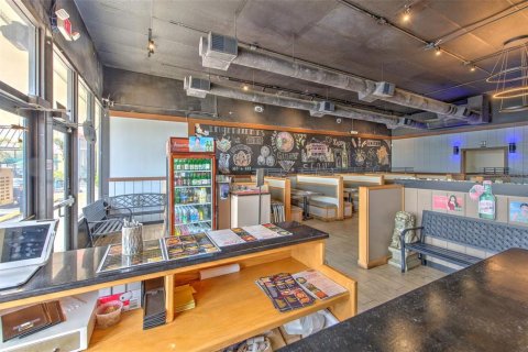 Immobilier commercial à vendre à Tampa, Floride: 334.45 m2 № 2387624 - photo 10
