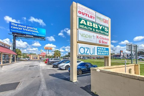 Immobilier commercial à vendre à Tampa, Floride: 334.45 m2 № 2387624 - photo 5