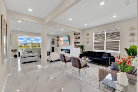 Villa ou maison à vendre à Orlando, Floride: 5 chambres, 350.89 m2 № 1917022 - photo 5