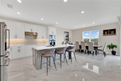 Villa ou maison à vendre à Orlando, Floride: 5 chambres, 350.89 m2 № 1917022 - photo 11