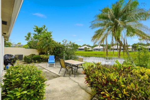 Casa en venta en Palm City, Florida, 3 dormitorios, 181.35 m2 № 2078364 - foto 27