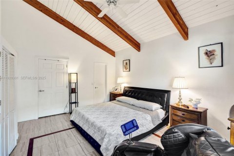 Villa ou maison à vendre à Hallandale Beach, Floride: 3 chambres, 150.87 m2 № 2034724 - photo 13