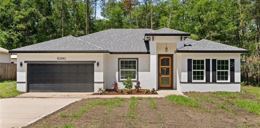 House in Citrus Springs, Florida 4 bedrooms, 164.81 sq.m. № 2207227