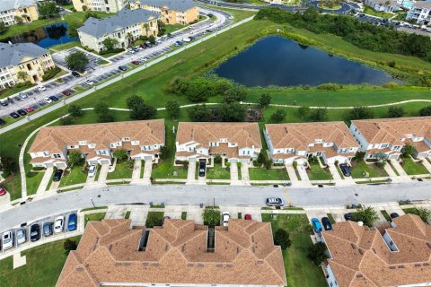 Touwnhouse à vendre à Kissimmee, Floride: 2 chambres, 128.76 m2 № 2230097 - photo 23