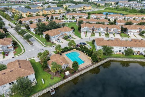 Touwnhouse à vendre à Kissimmee, Floride: 2 chambres, 128.76 m2 № 2230097 - photo 26