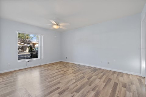 Condo in Ormond Beach, Florida, 2 bedrooms  № 1539922 - photo 4