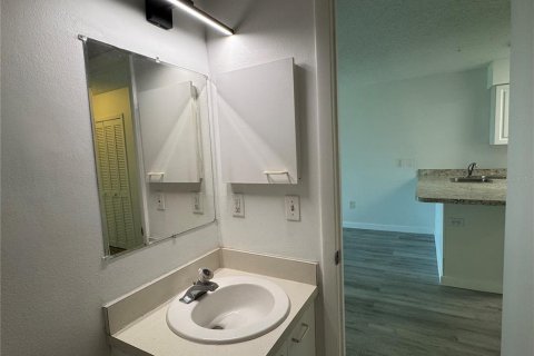 Appartement à louer à Englewood, Floride: 2 chambres, 75.07 m2 № 2131419 - photo 12