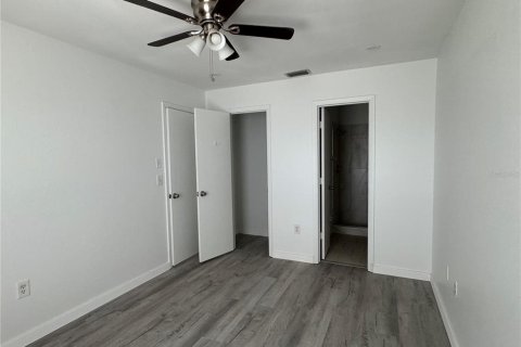 Appartement à louer à Englewood, Floride: 2 chambres, 75.07 m2 № 2131419 - photo 18
