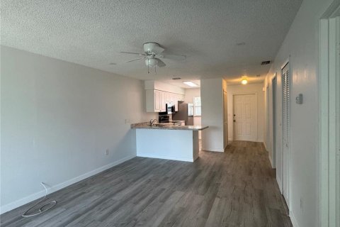 Appartement à louer à Englewood, Floride: 2 chambres, 75.07 m2 № 2131419 - photo 13