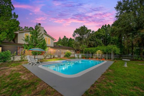 House in Gainesville, Florida 3 bedrooms, 263.84 sq.m. № 1827327 - photo 3