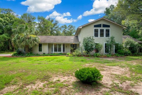 House in Gainesville, Florida 3 bedrooms, 263.84 sq.m. № 1827327 - photo 5