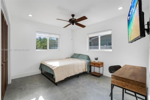 House in Fort Lauderdale, Florida 3 bedrooms, 147.71 sq.m. № 1994203 - photo 23