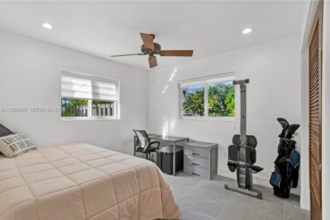 House in Fort Lauderdale, Florida 3 bedrooms, 147.71 sq.m. № 1994203 - photo 24