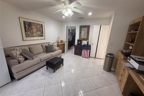 House in Boca Raton, Florida 2 bedrooms, 141.21 sq.m. № 1877672 - photo 23