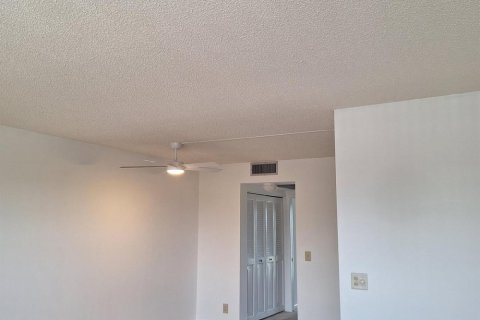 Condominio en alquiler en Boca Raton, Florida, 1 dormitorio, 68.56 m2 № 2262014 - foto 4
