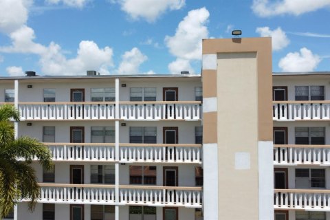 Condominio en alquiler en Boca Raton, Florida, 1 dormitorio, 68.56 m2 № 2262014 - foto 18