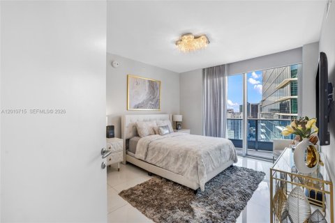 Condominio en venta en Miami, Florida, 2 dormitorios, 142.98 m2 № 2076641 - foto 20