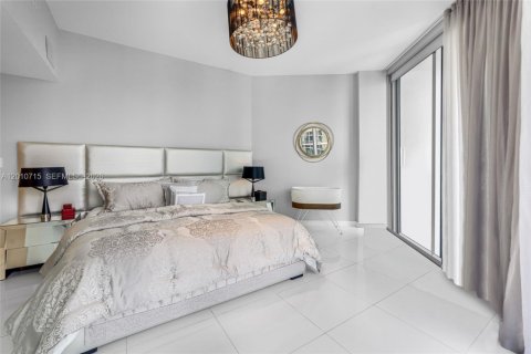 Condominio en venta en Miami, Florida, 2 dormitorios, 142.98 m2 № 2076641 - foto 14