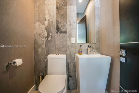 Villa ou maison à vendre à Miami Beach, Floride: 5 chambres, 394.65 m2 № 1987310 - photo 9